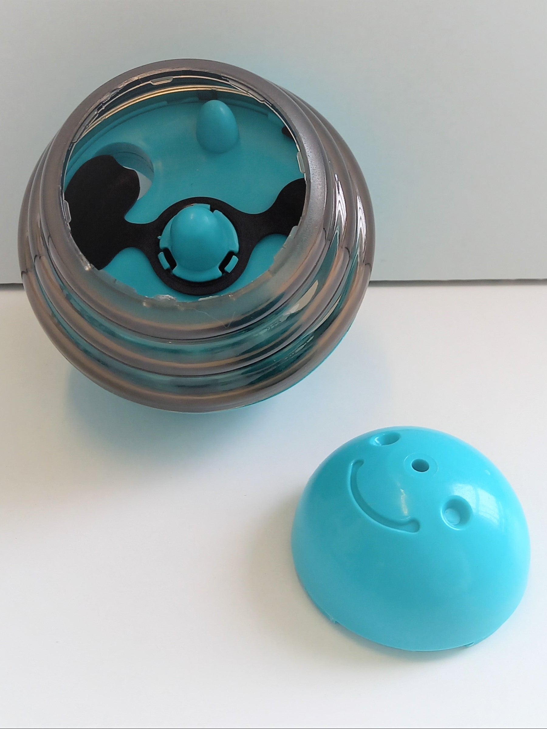 Futter-Ei blau